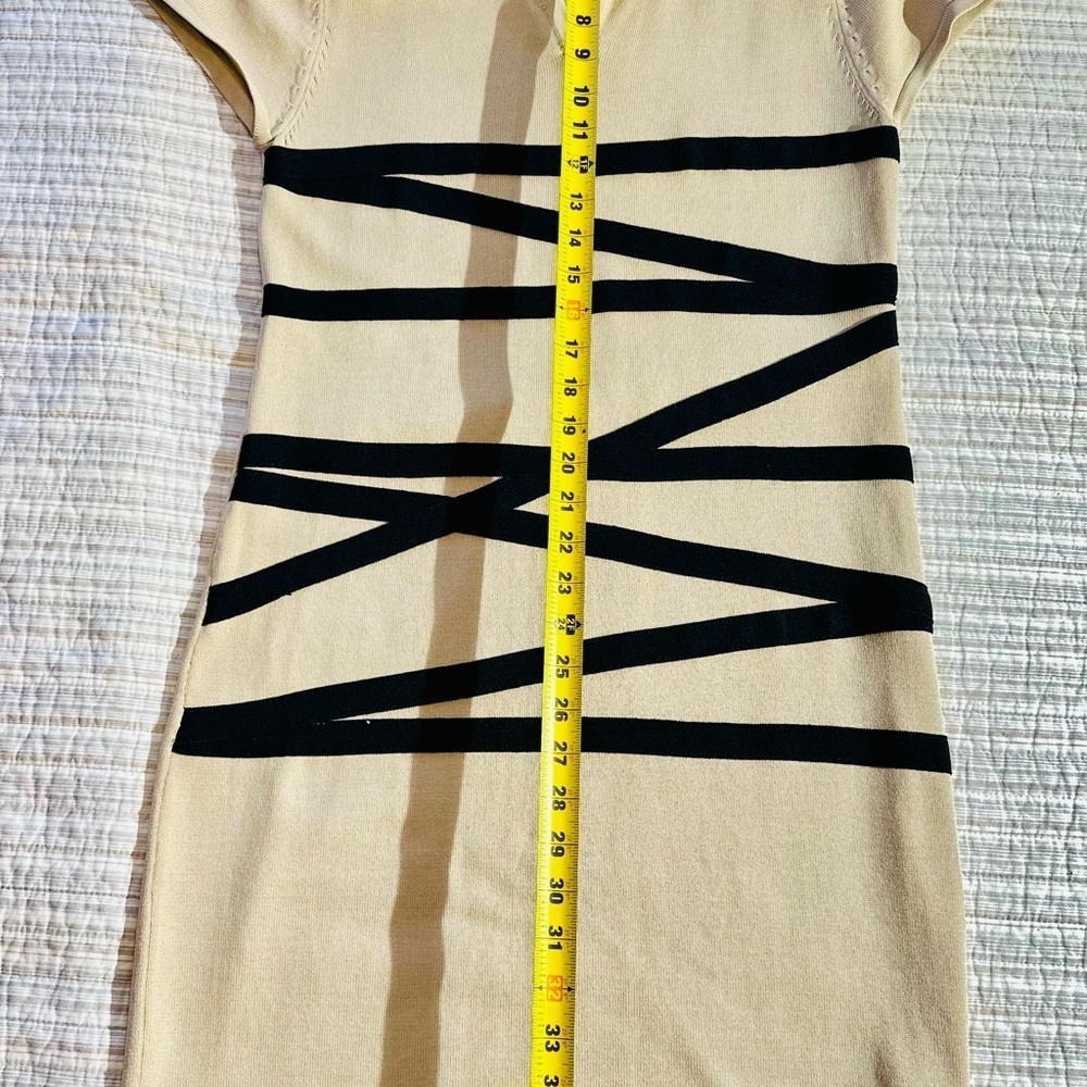 Adrienne Vittadini Beige Dress With Black Horizontal Strips, Size M - Picture 12 of 12